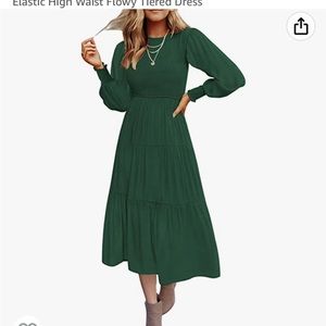 Brand NEW smocked midi dress M!